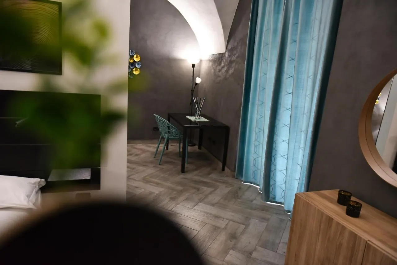 Apartments Casa Vacanze Dante CTA 0*,  Italien