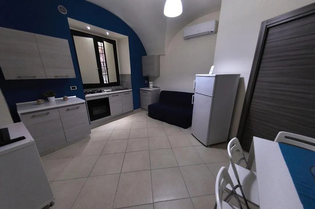 Apartments Casa Vacanze Dante CTA