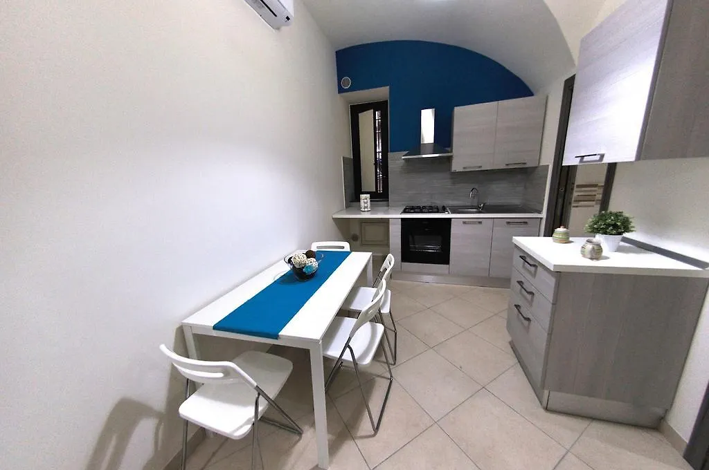 Apartments Casa Vacanze Dante Catania