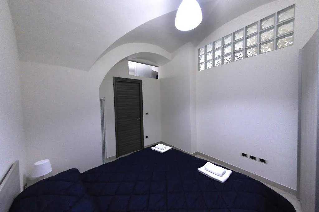 Apartments Casa Vacanze Dante CTA