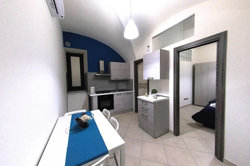 Apartments Casa Vacanze Dante CTA