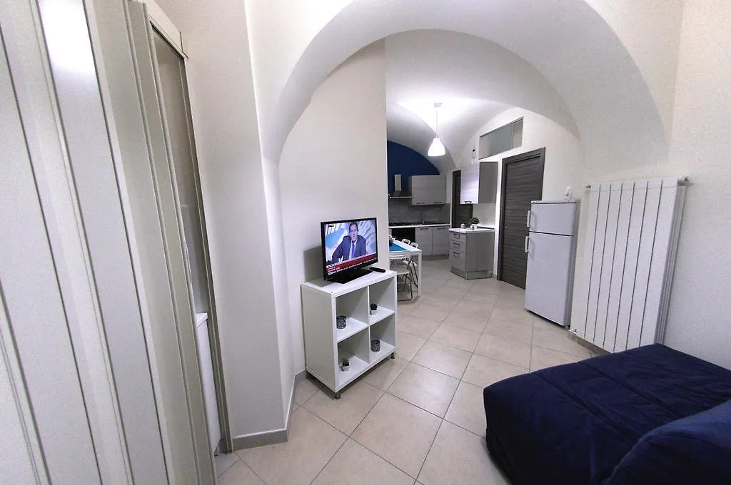 Apartments Casa Vacanze Dante CTA